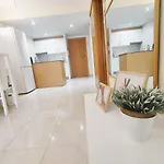 Luminoso En Con Piscina, Terraza Y Parque Infantil Ideal Familias Apartman