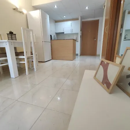 Luminoso En Con Terraza Y Parque Infantil Ideal Familias * Salou