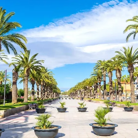 Apartment Luminoso En Con Terraza Y Parque Infantil Ideal Familias Salou